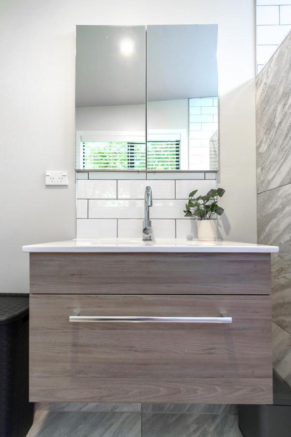 St Albans Gem Single Level Studio With Queen Bed Daire Christchurch Dış mekan fotoğraf